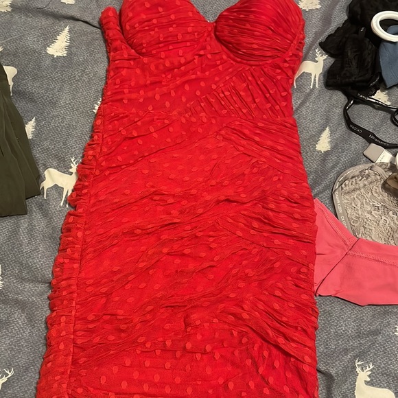 Beautiful dress from banana republic and guess - Picture 10 of 15